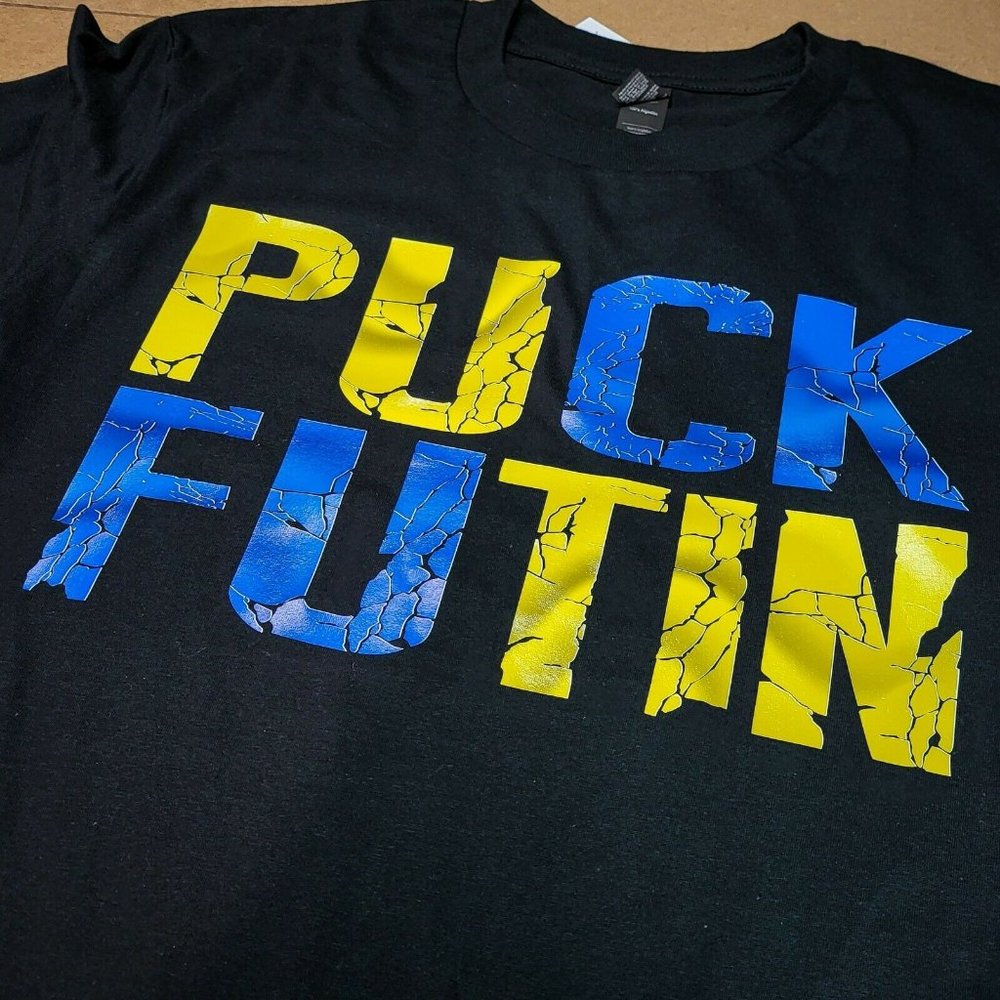 'Ukraine F Putin' T-shirt Black Support Ukraine Stand with Ukraine FREE SHIPPING - Picture 2 of 3